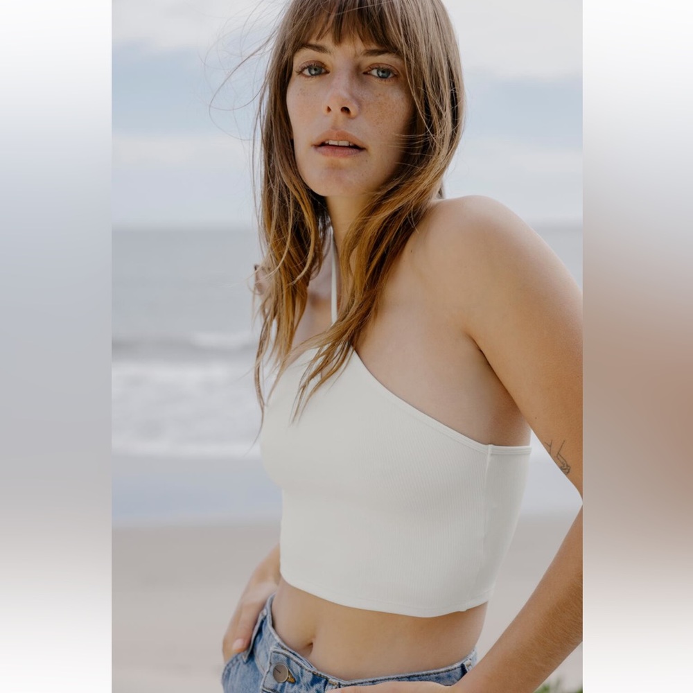 ZARA CUT OUT CROP TOP WHITE